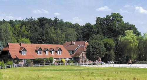 Heidehotel Gut Landliebe Hermannsburg Exterior photo